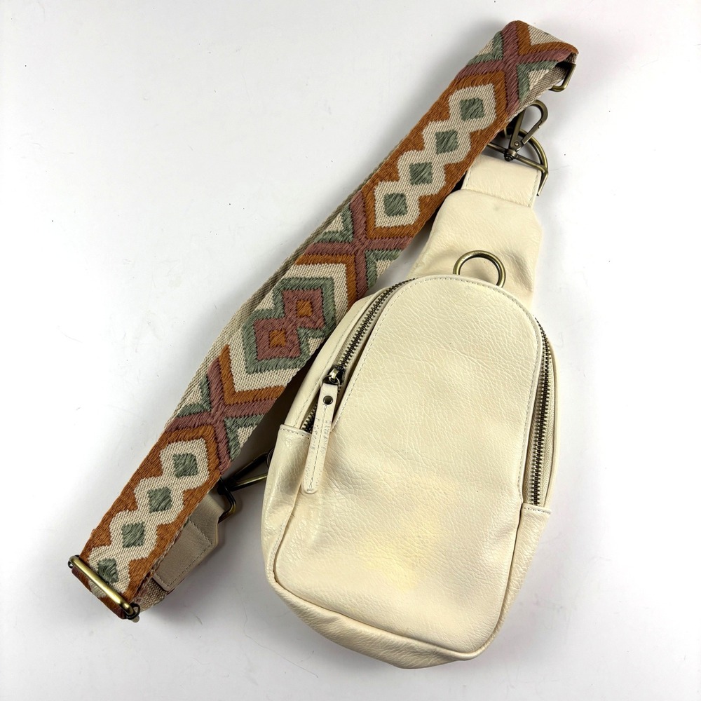 Urban Originals Anthropologie Sling Bag Womens Cream Vegan Leather‎ Boho